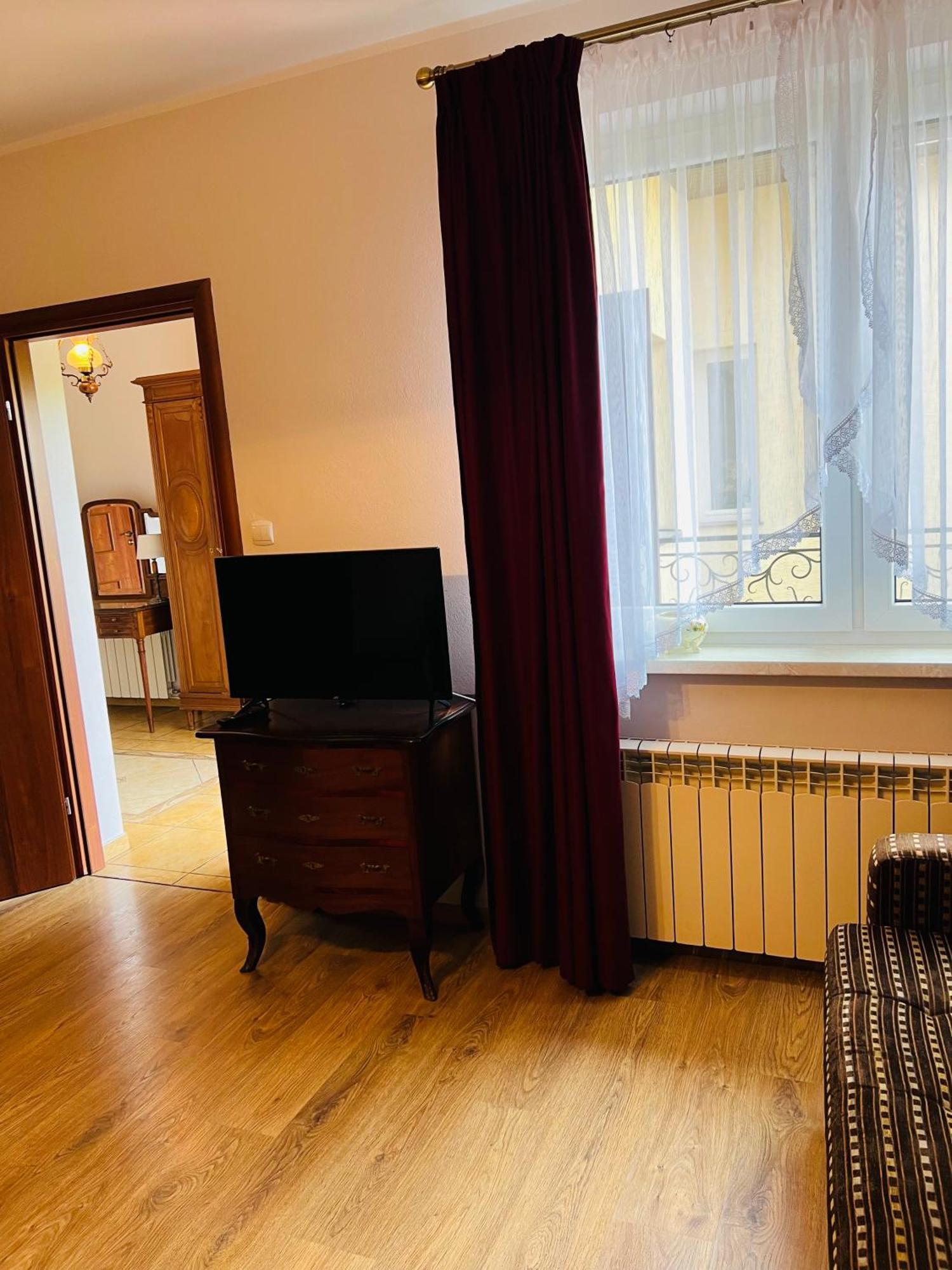Pod Katedra Bed & Breakfast Drohiczyn Bagian luar foto